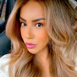 Meet your Posher, Brenda